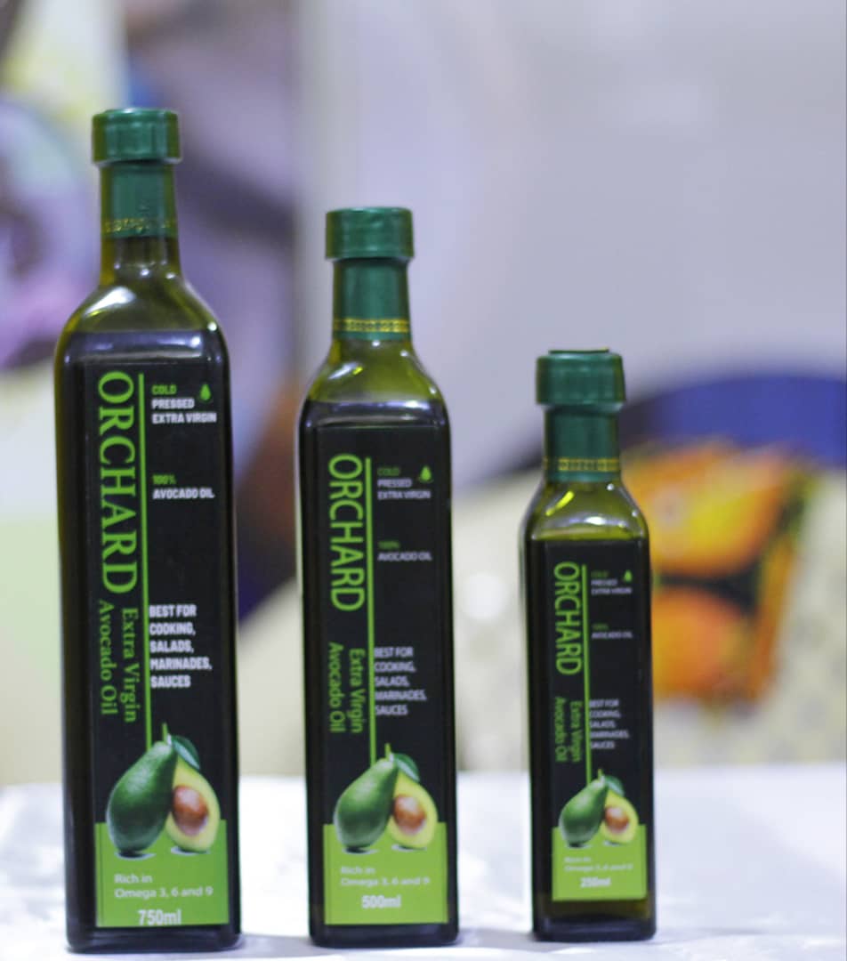 Did you know avocados aren't just for eating—they’re for glowing too.

From our delicious edible avocado oil to hair &amp; body oil, avocado shampoo and soap these products are packed with nutrients. 

 Avocado is the ultimate self-care.
#AvocadoBenefits #HealthyGlow #Kiafrikashop