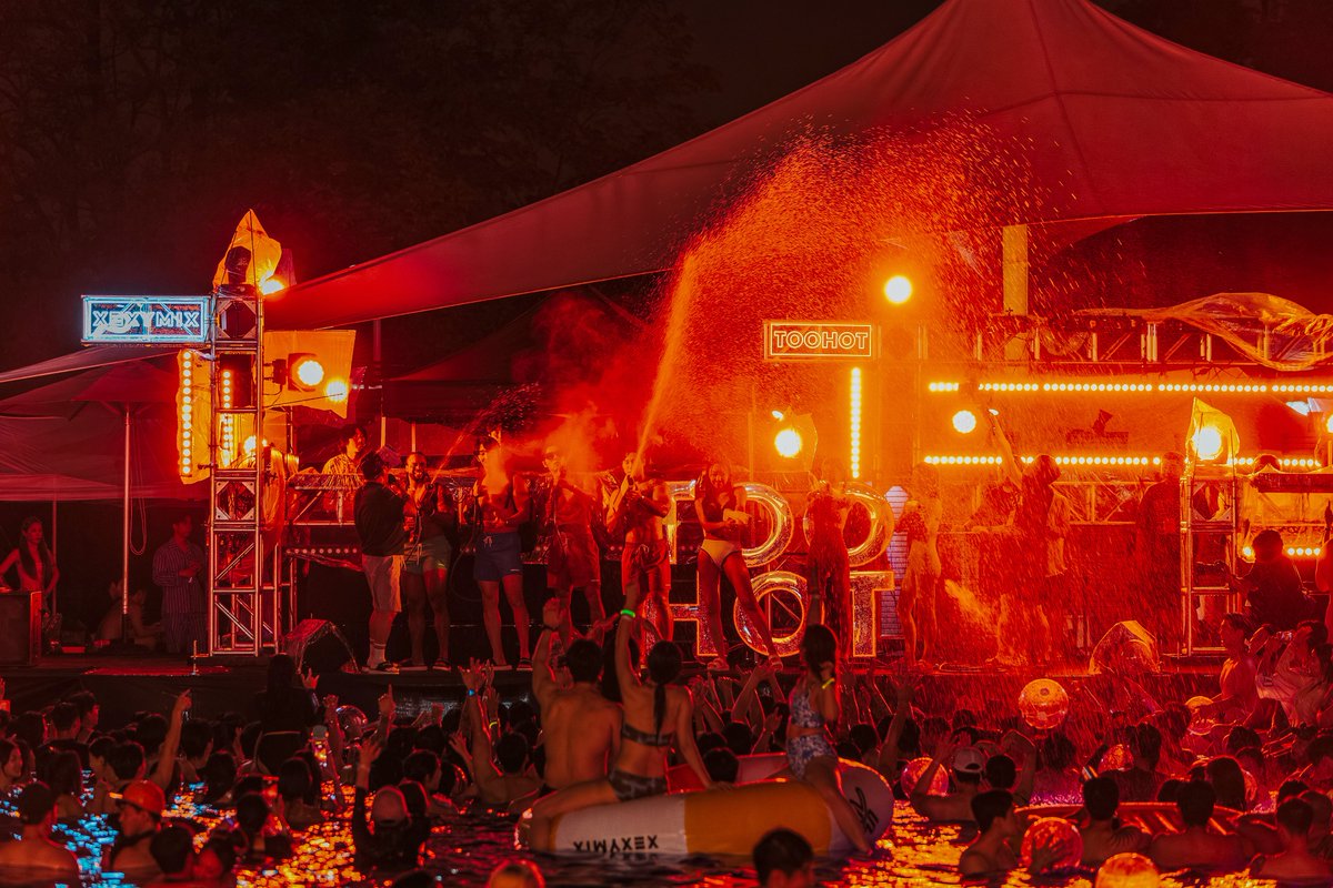 Seoul, you brought the heat! 🇰🇷 Too Hot was a blast, and we couldn’t have done it without all of you! 🙌 We can’t wait to see you at the next one—get ready, because things are gonna be even hotter! 🔥🔥 감사합니다 ❤️‍🔥