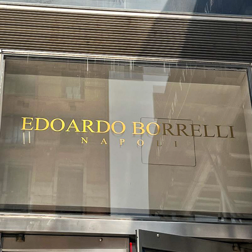 Printleaf's tweet photo. ✨ Golden Touch for Edoardo Borrelli Boutique ✨
#GoldVinylLettering #WindowSignage #Printleaf #NYCBoutique #SameDayProduction #windowdecals #storeopening #Printleaf #soho #customdesigns #professionalinstallation #nycprinting #grandopening https://t.co/JGXWlGtHpX