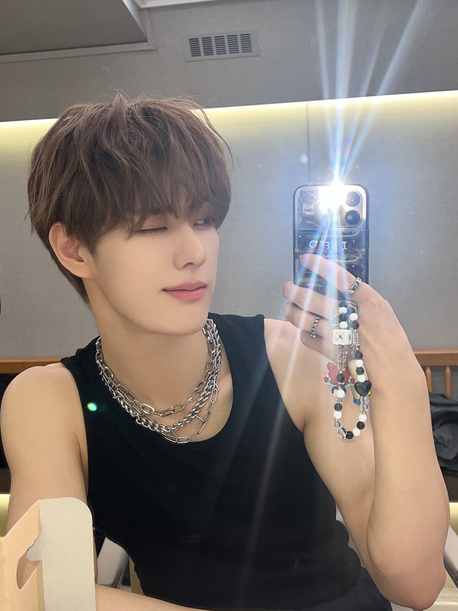 [#진식] 🫣4집 많관부🫣
💙함랑함니다💙
#xikers #싸이커스