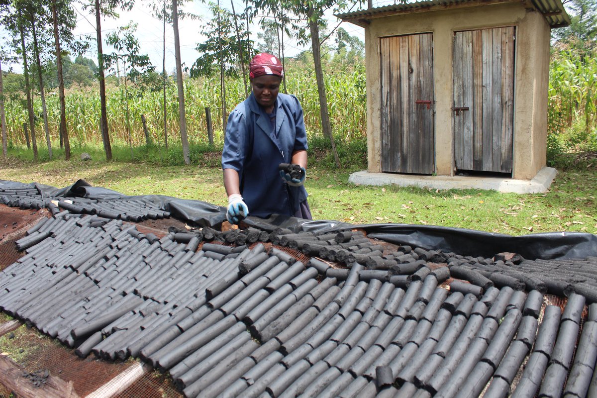 eco2libriumllc's tweet image. #Briquettes provide a consistent burn time &amp;amp; heat output, Easy to store &amp;amp; handle, Generally cheaper than other fuel sources, Utilizing waste materials for production helps reduce waste &amp;amp; promotes recycling. Order now on 0710796519 /0741933506. Free #delivery within #Kakamega town