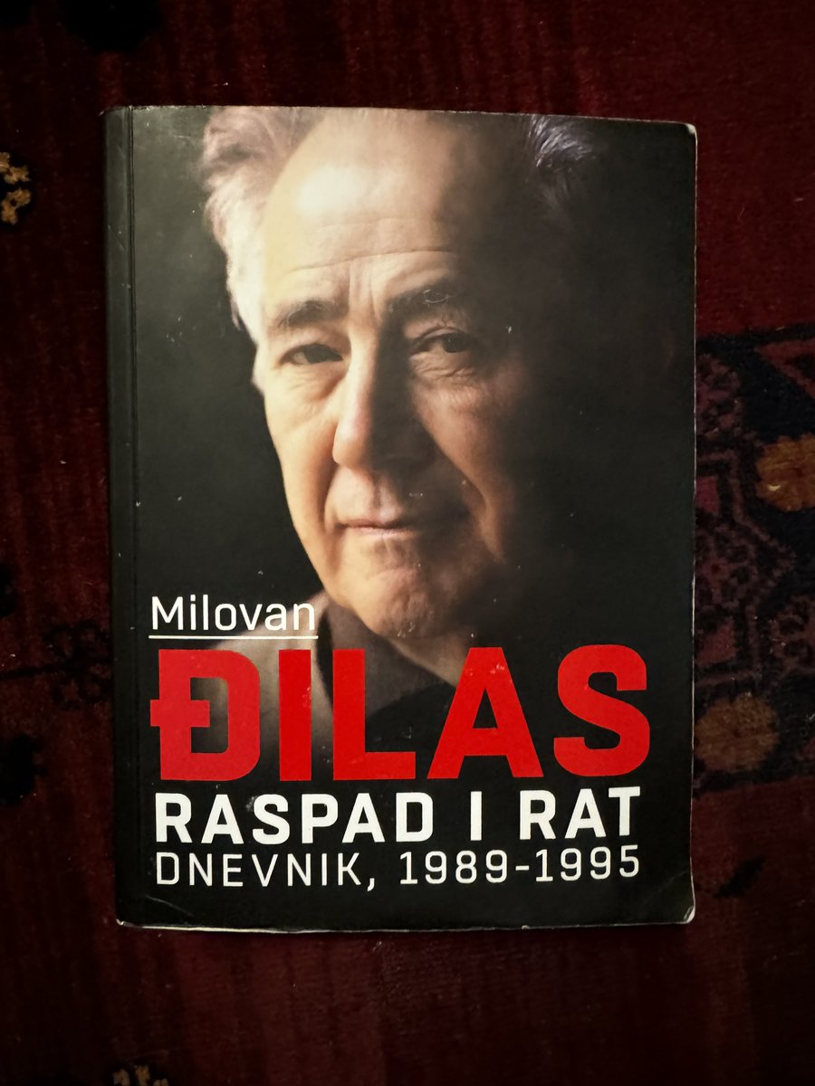 Meni izuzetno interesantna knjiga. Pogled na istoriju kojoj sam i sama prisustvovala (uglavnom na ulici), bliži i mudriji. #marijadcbooks