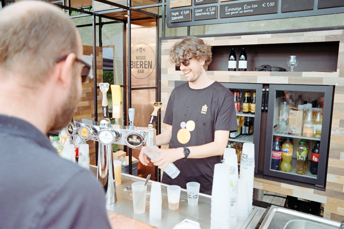 We zoeken nog wat hulp achter de bar in het Noorderplantsoen! 🍺

Heb jij zin om een keer te komen helpen? Geef je nu op! We zoeken vooral mensen voor achter de bar. Ervaring is niet nodig, we leren het je graag. 

Kijk voor meer info op noorderzon.nl/crew