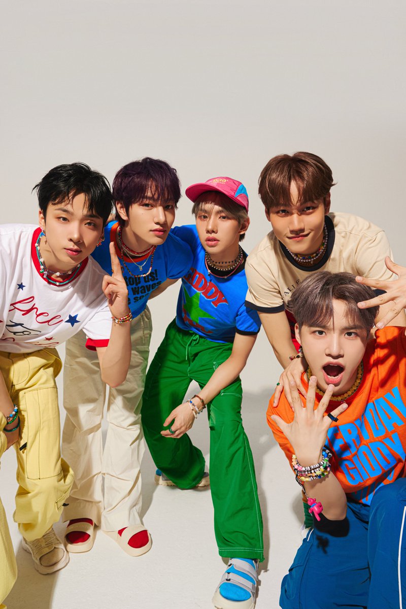 Mcnd_Brasil's tweet photo. 🚨Mais tarde liberaremos nossa comunidade no WhatsApp! Lá, postaremos notícias para que vocês estejam por dentro das infos e projetos da turnê. Fiquem ligados!

@McndOfficial_
#MCND #엠씨엔디 #ADDD https://t.co/q2usuX1t4K