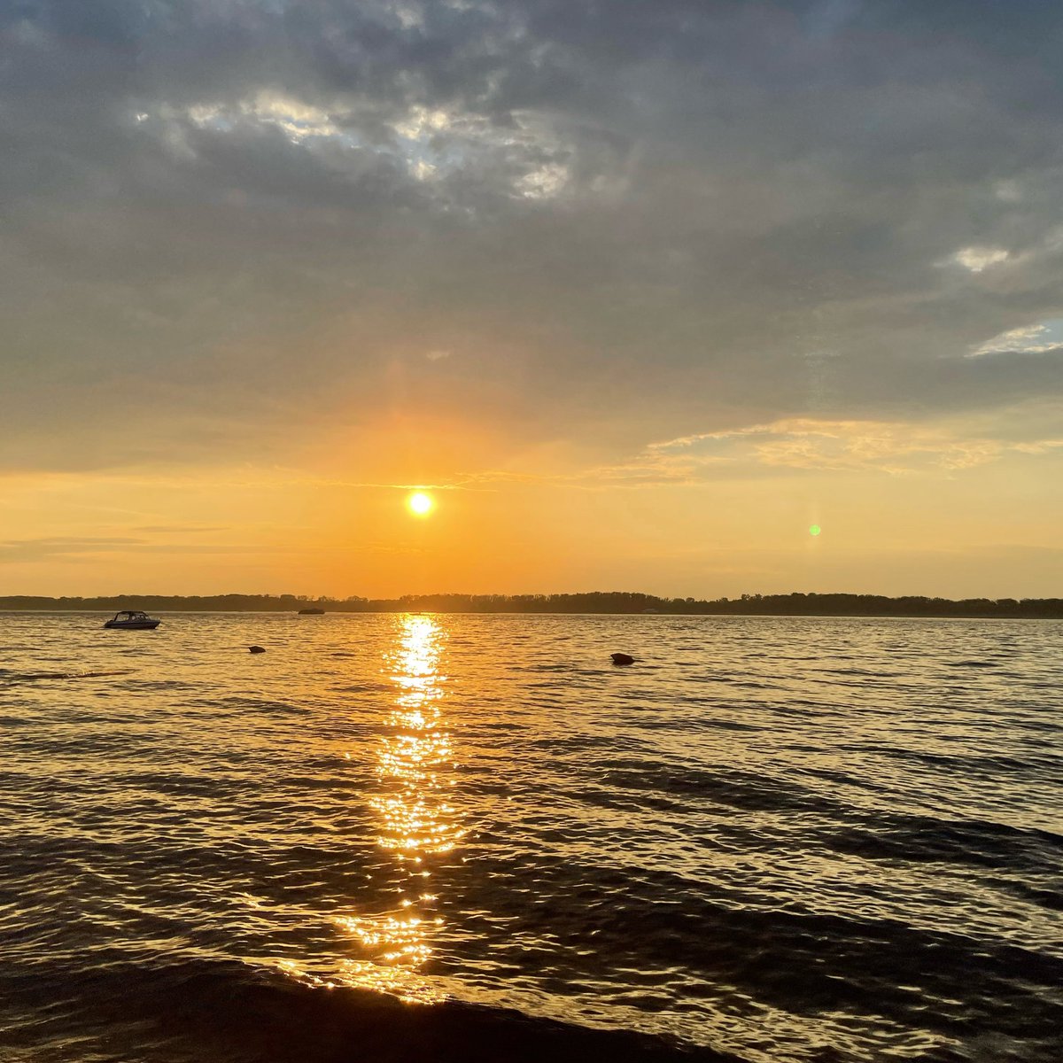 acheache's tweet image. Как дела, #Самара и #Тольятти? =)