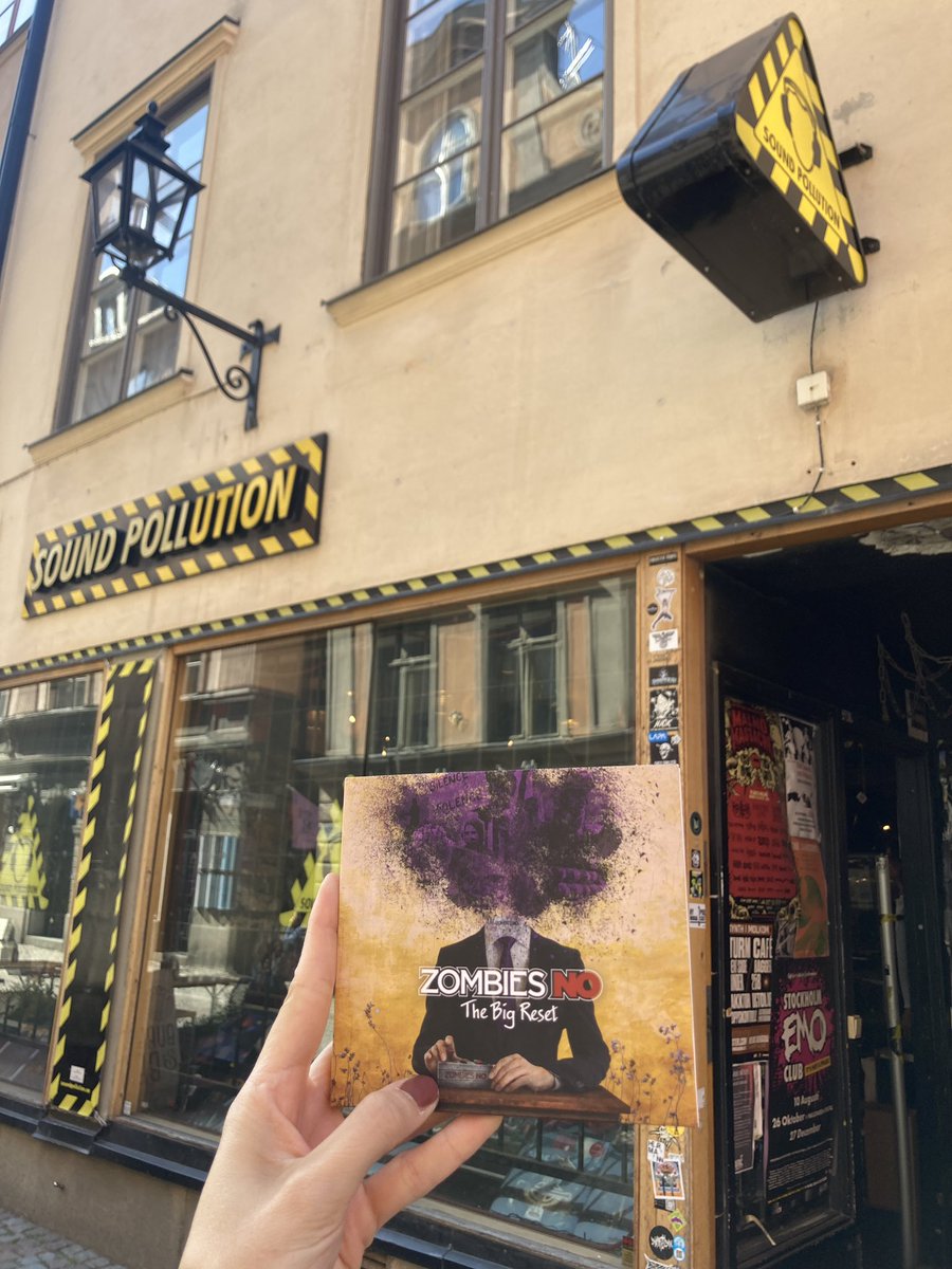 ZombiesNO tweet media