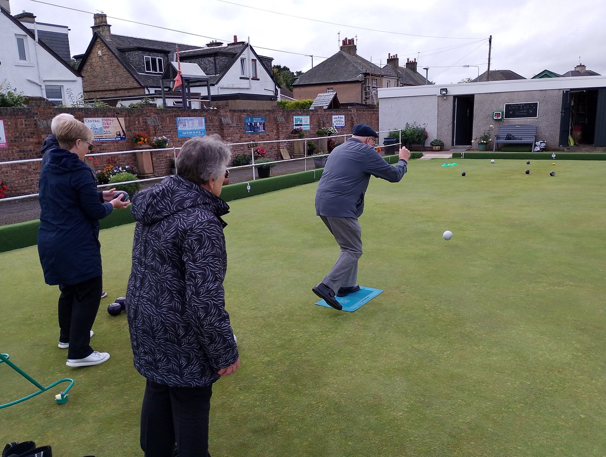 Laurieston Bowling Club (@lauriestonbowls) on Twitter photo The weather stayed kind for our latest taster session with <a href="/alzscot/">Alzheimer Scotland</a>
and <a href="/BailliefieldsCH/">Bailliefields Community Hub</a>'s Try Something New activity group for people with dementia and their family carers.
If you would like to book a *free* session for a school, youth or community group, please get in touch. The weather stayed kind for our latest taster session with <a href="/alzscot/">Alzheimer Scotland</a>
and <a href="/BailliefieldsCH/">Bailliefields Community Hub</a>'s Try Something New activity group for people with dementia and their family carers.
If you would like to book a *free* session for a school, youth or community group, please get in touch.