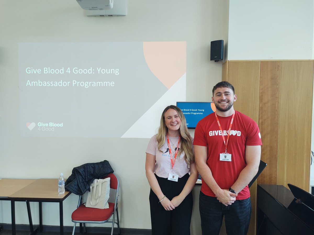 JordanhillSch's tweet photo. Great to have Give Blood 4 Good in school again to tell our S6s about enrolling in their Young Ambassador’s Programme. Thanks to Megan and Glasgow Warriors rugby star @olliesmith__ for inspiring the next generation of blood donors. Find out more at https://t.co/Py2EdDz3Fp https://t.co/vywKihFson