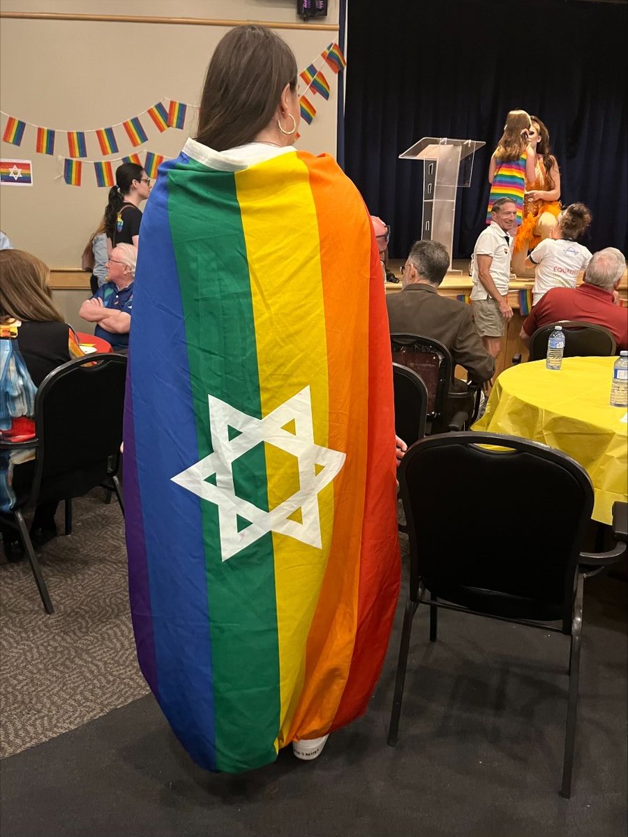 CJPAC's tweet image. CJPAC proudly celebrated a joyful and inclusive Pride Breakfast yesterday @ Soloway JCC along with 250 community members and several partner organizations. Our community came together with unwavering support and love for one another.
#capitalpride #loveislove #unitednotdivided