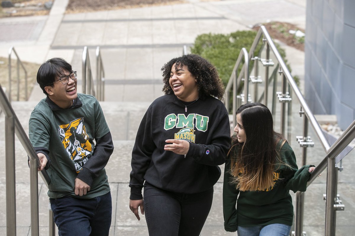 GMU_COS's tweet image. Welcome back, #MasonScience! 🔬✨ The first day of classes is here, and we’re excited to see where your curiosity and passion for discovery will take you this year. Let’s make it a semester filled with breakthroughs and innovation!