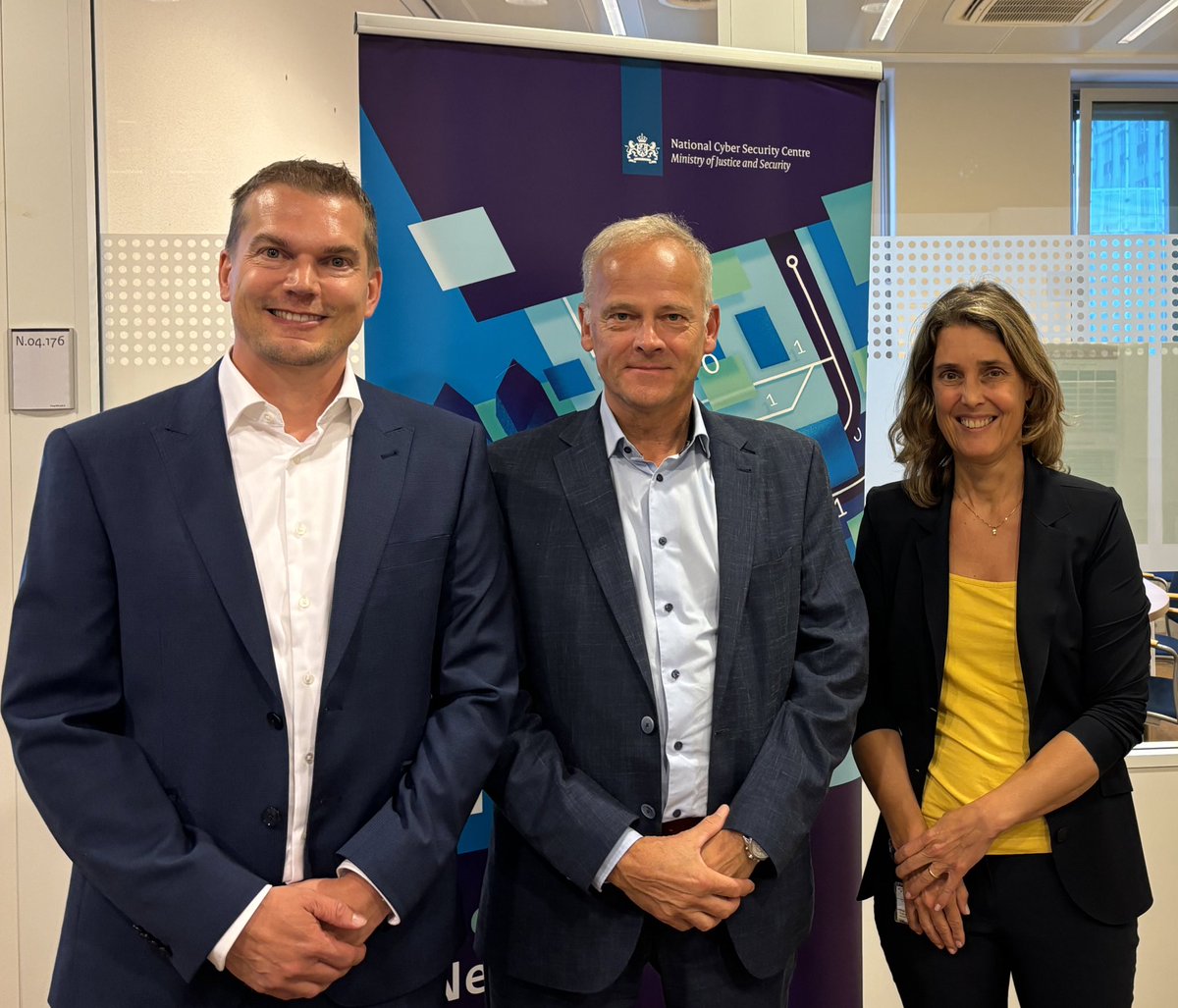 Vandaag was Staatsecretaris Digitalisering en Koninkrijksrelaties Zsolt Szabó bij het NCSC voor een kennismakingsgesprek.