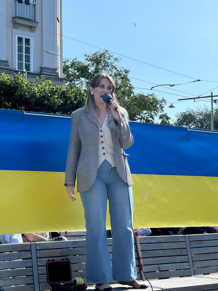 Today I have participated in a regular demonstration in support of Ukraine organised by <a href="/Mndagsrrelsen21/">Måndagsrörelsen2022</a> every Monday at Norrmalmstorg at 12:00. 

My key messages:

Today, there was yet another massive Russian missile and drone attack on fifteen regions of Ukraine, causing damage
