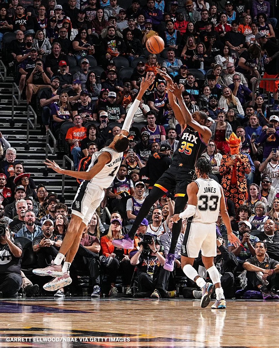 Real Hoops©️ tweet media