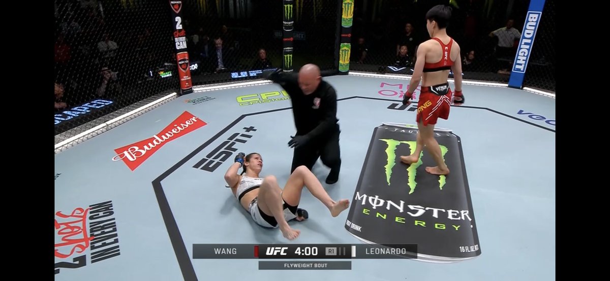 PastorRick2020's tweet photo. @danawhite can you have this changed to a one minute knockout and not a 62 second KO I had it at +1100 #UFC #ufc305 https://t.co/N3Jx5YRe8k