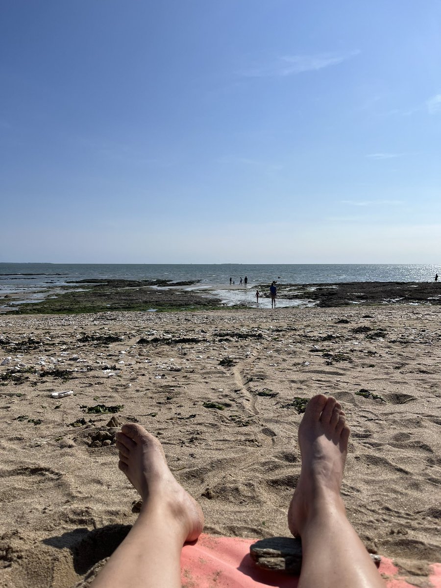 Un lundi à la plage ☀️
#Bretagne #Morbihan #océan #plage 
@MorbihanTourism