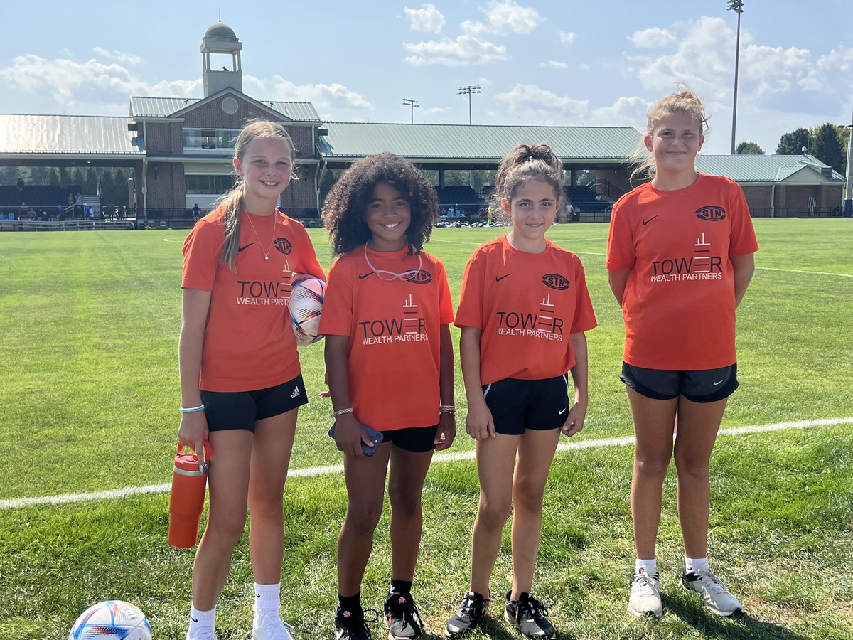 Our STN girls lending a helping hand as ball runners in yesterday’s Bucknell vs Pitt match. Looking sharp girls 👍