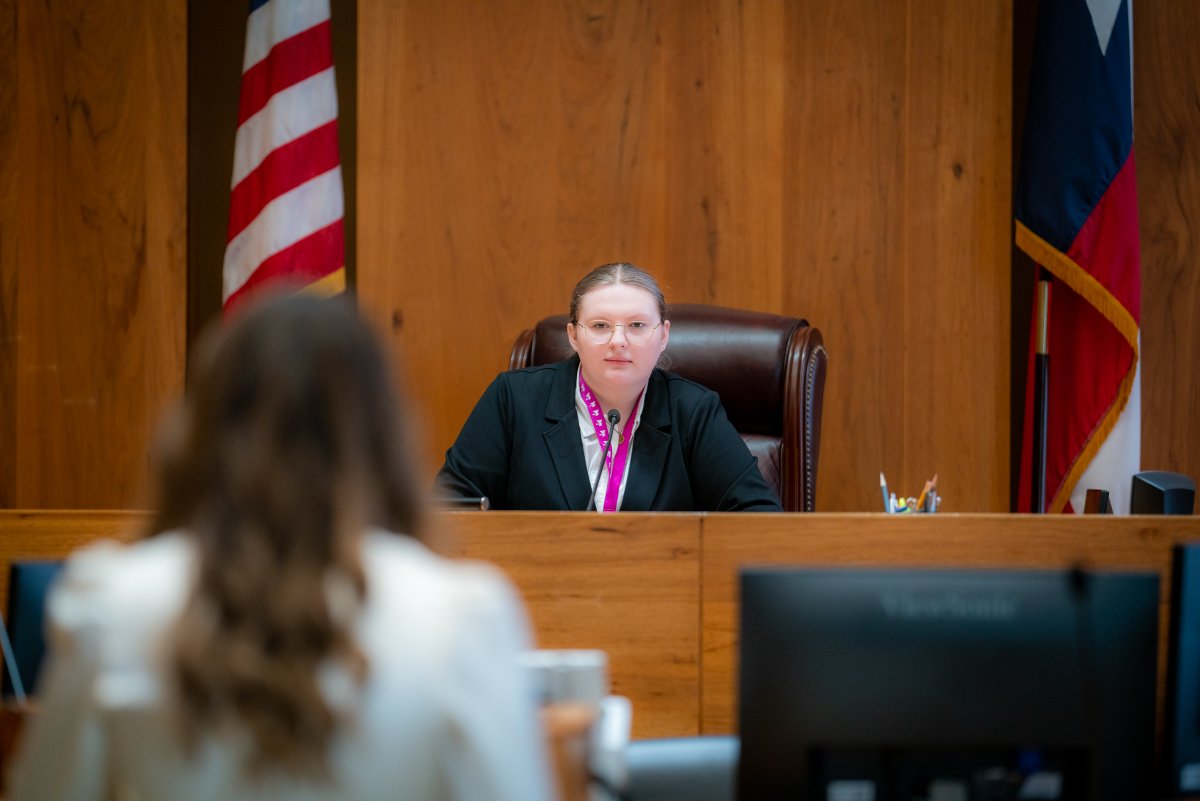 Think the court made a mistake? 🏛️👩‍⚖️📜 In Appellate, challenge decisions and fight for what’s right! 4 days until registration opens Aug 30 at 11am. Be the first to read the case! #Appellate #txyg #YouthAndGovernment
