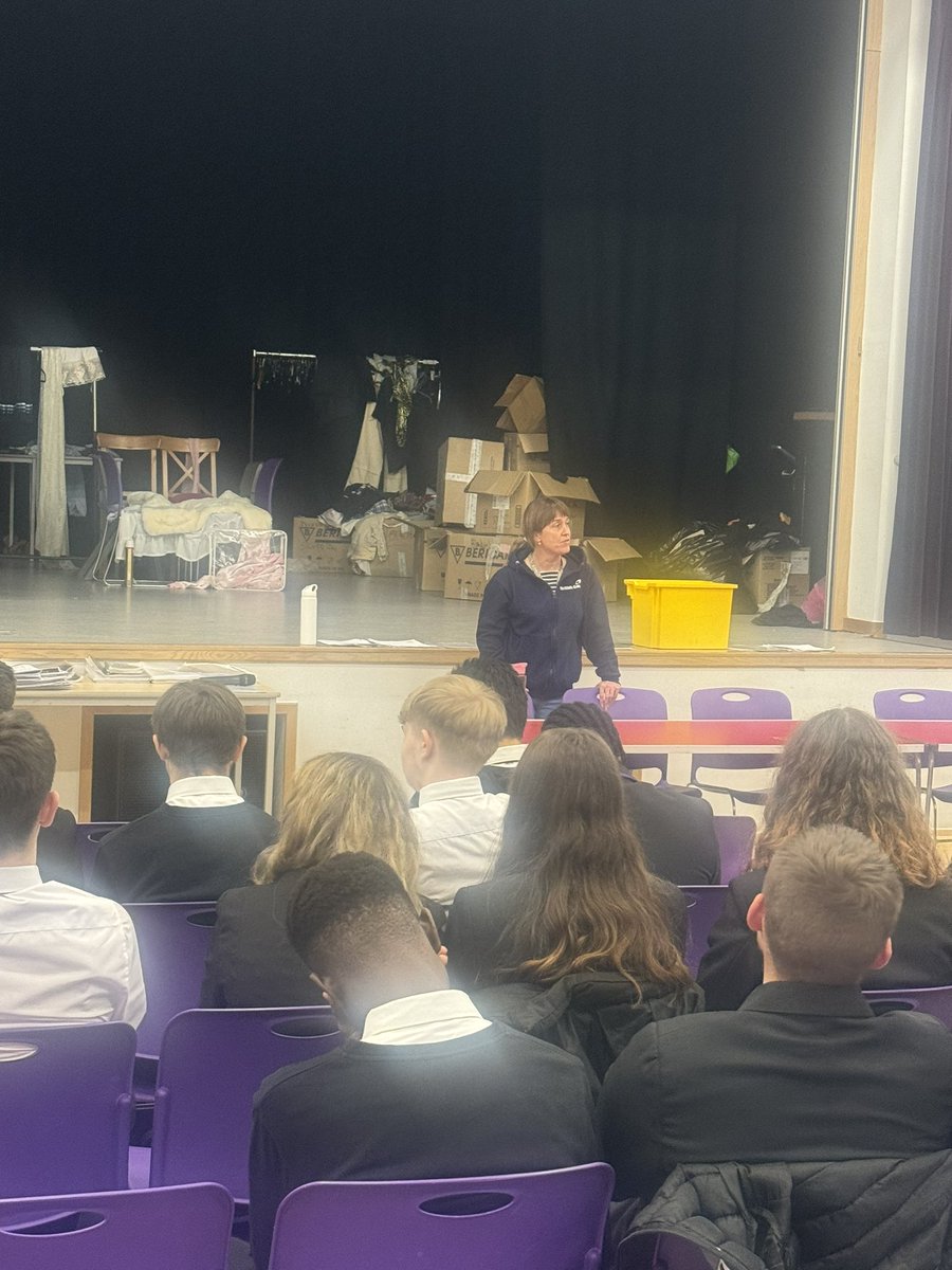 Thanks to Jodie from Scottish Gas who came and spoke to our S6 pupils about the various career opportunities within the organisation!