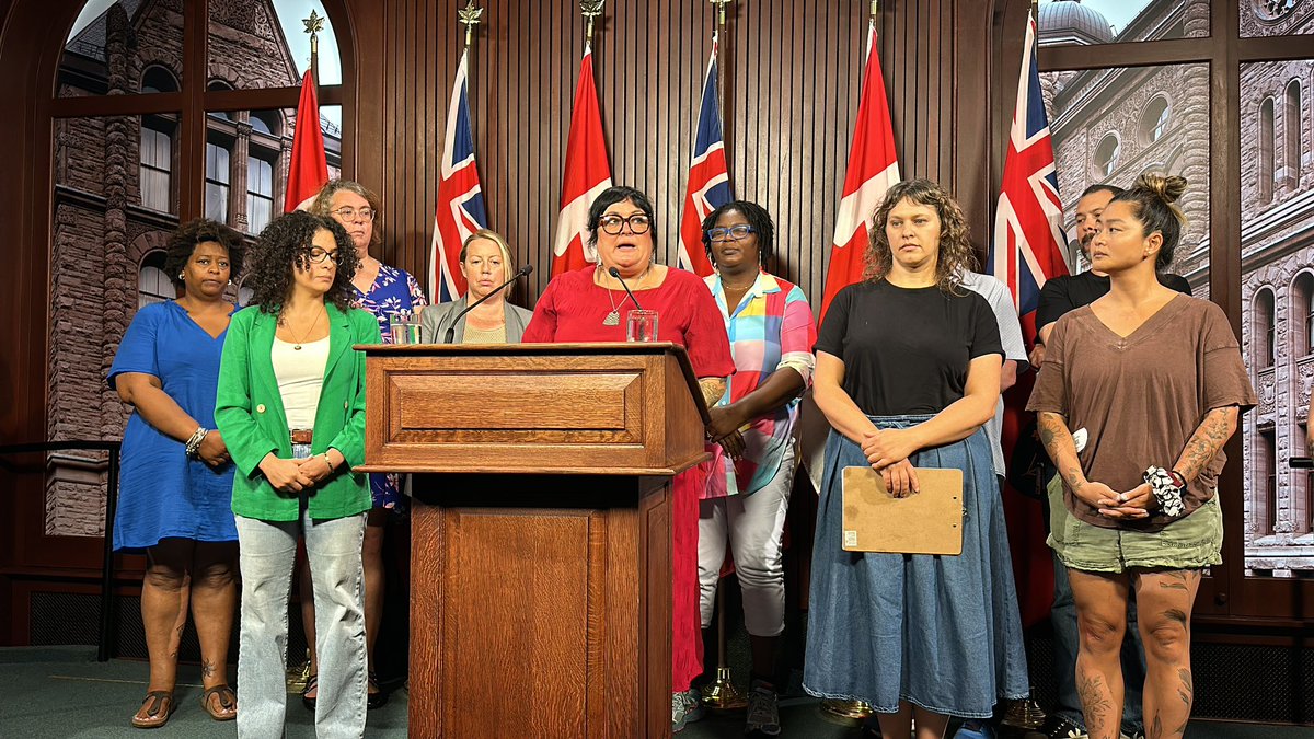 ColinDMello's tweet photo. A number of front-line workers from safe consumption sites are holding a news conference at Queen’s Park. 

The Toronto Overdose Prevention Society claims “one person dies every 2.5 hours” from the toxic drug supply in Ontario. 

“These cuts will kill,” they say. 

#onpoli https://t.co/TLB9pefIYu