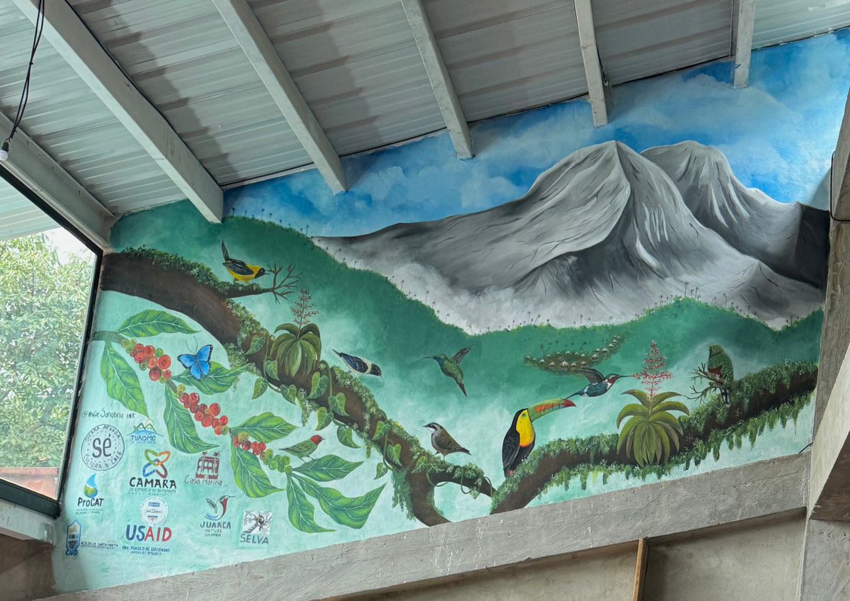 Ayer se inauguró la 'Biblioteca Sé' en la vereda Vista Nieves y La Tagua, en la Sierra Nevada de Santa Marta. SELVA, entre otros, apoyamos con una donación de libros para este lindo espacio. ¡Maravillosa iniciativa!