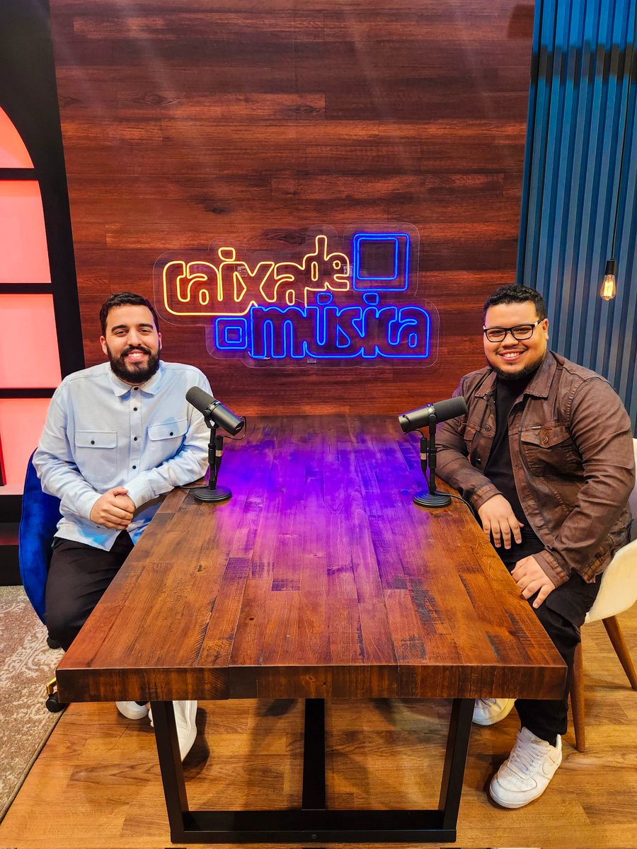 Tem muita música boa no #CaixaDeMusica pra começar a semana com o cantor Tarso Fonseca. Vai ser um programa muito legal e você não pode perder. Já anota aí: 18h, horário de Brasília, na telinha da @tvnovotempo. Até lá!

Onde assistir?👇🏼
SKY 31-431 | CLARO 27 - 527 | NET 184 | OI