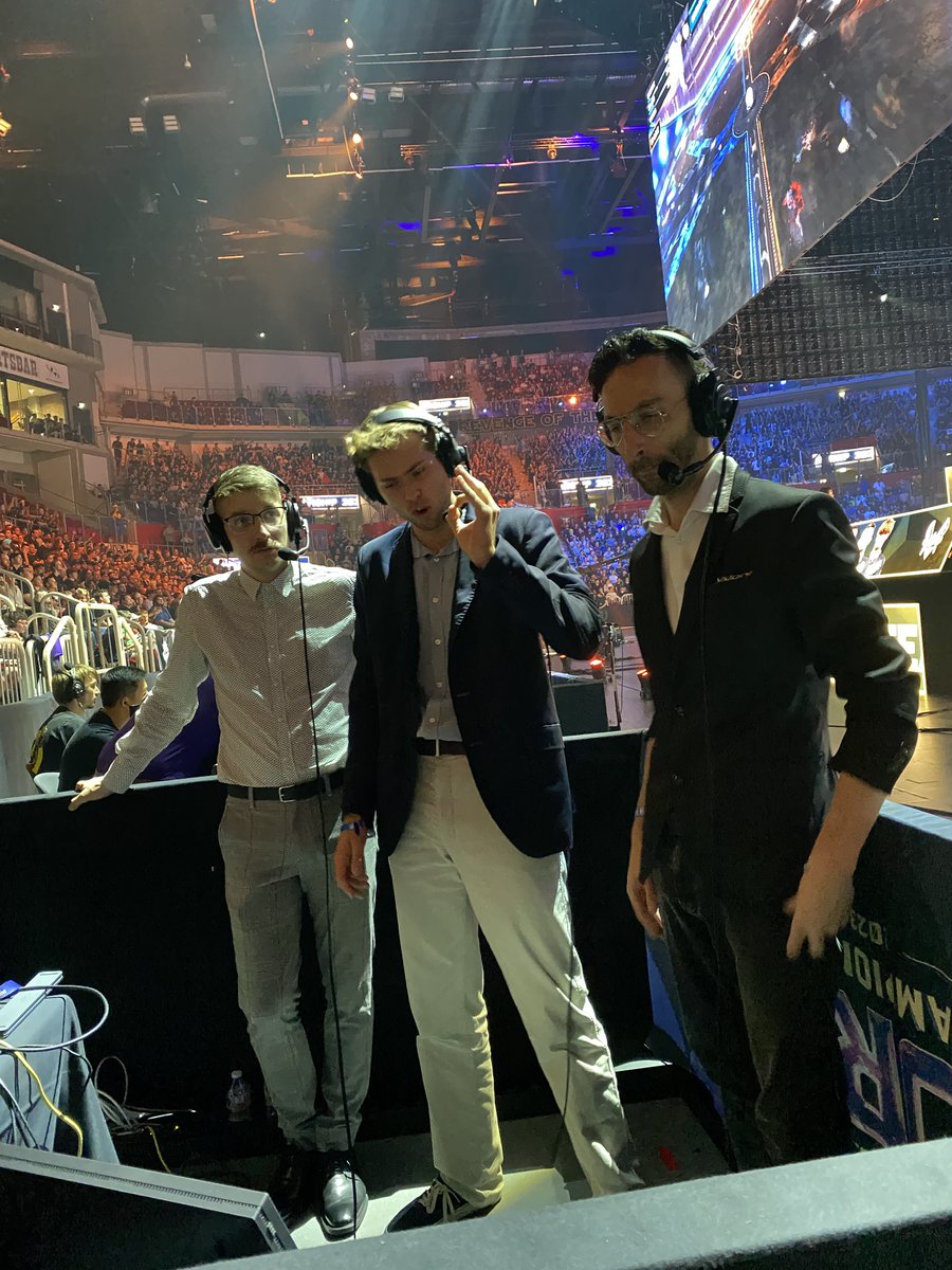 Este curso 2024-25 quiero castear otras cosillas que no sean solo Rocket League.
Me gustaría tener oportunidades en League of Legends y en Magic the Gathering, tanto eventos online como presenciales.
Se agradece mucho un RT ^^