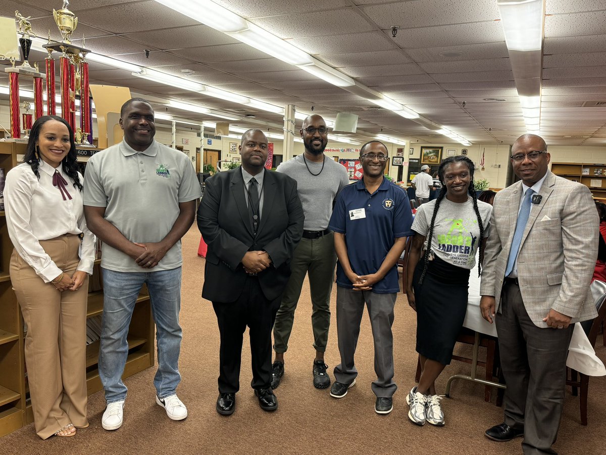 Shout out to the Patriots who welcome Partners from ACE and Jacobs Ladder!!