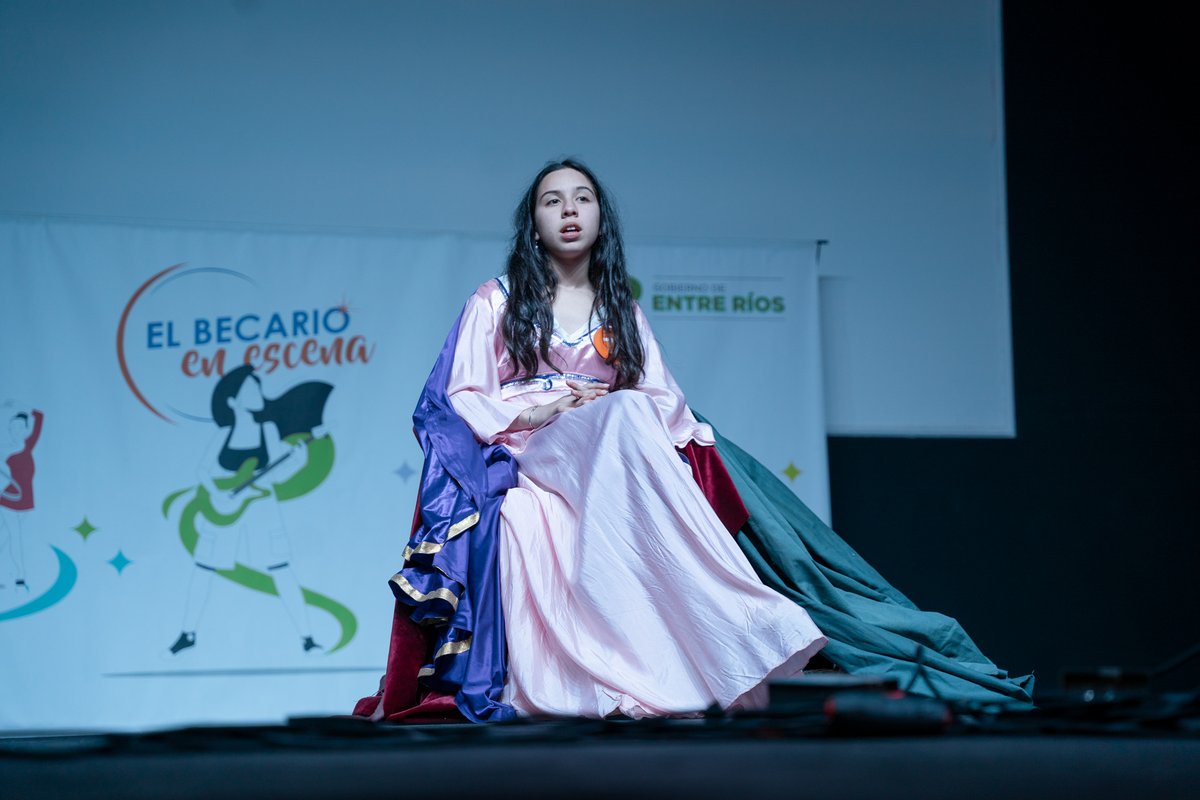 🎤🎶¡Vivimos la segunda gala de #ElBecarioenEscena en Federación!
🎉 Participaron 30 números artísticos donde cada uno de ellos mostraron su talento
✨¡Felicitaciones a todos!

Todos los detalles en: bit.ly/FederaciónBEE
<a href="/GobiernoER/">Gobierno de Entre Ríos</a> <a href="/marianoberdinas/">Mariano Berdiñas</a>