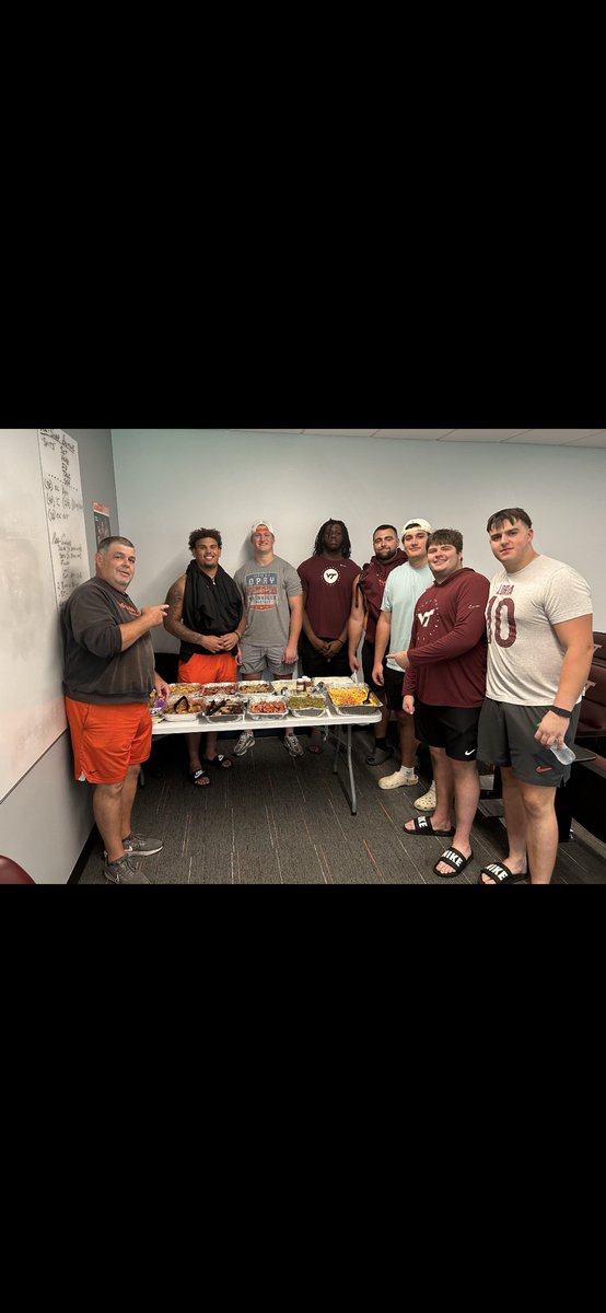 Crook_VT's tweet image. Big thank you to Mission BBQ for helping us end camp the right way. Can’t thank you enough!