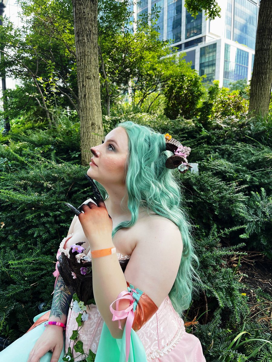 fearniebear's tweet image. ✨well don’t get on my ass about it ✨

Fearne Calloway - Fey Scion of the Ancient Flame 

#fearnecalloway #criticalrolecosplay