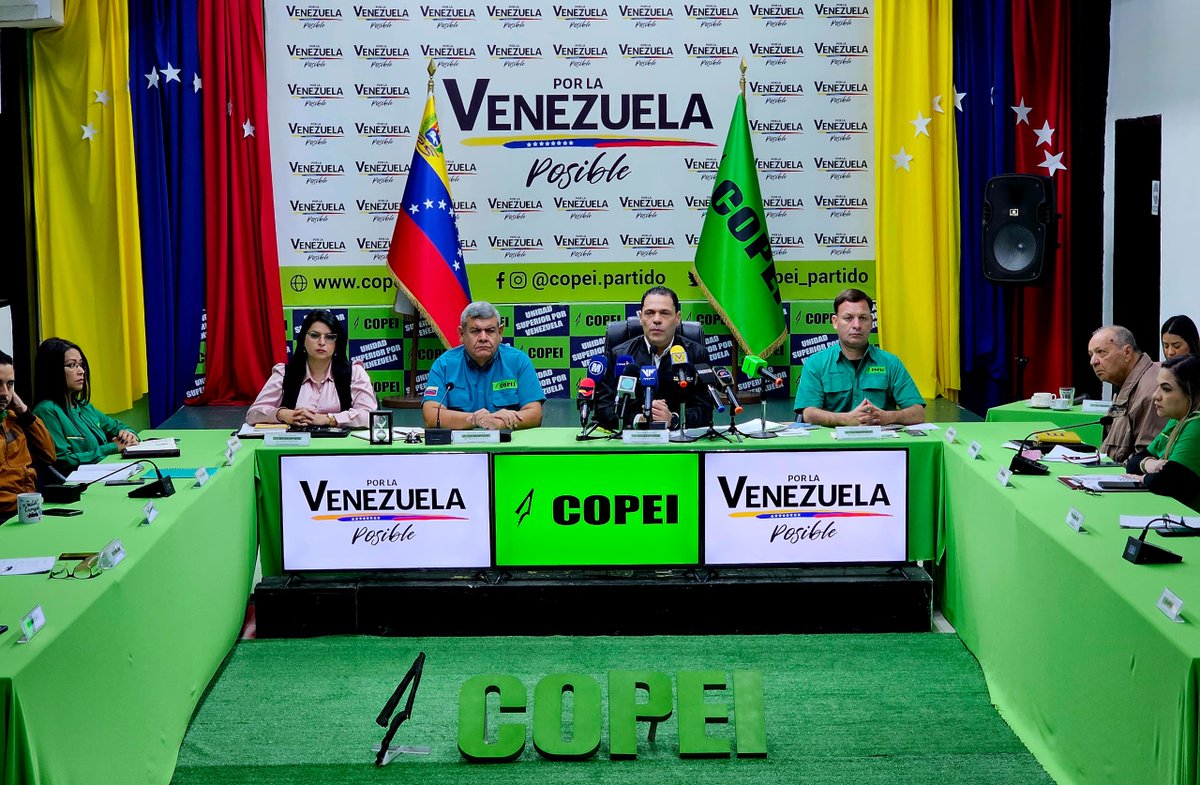 Partido COPEI (@copei_partido) on Twitter photo Lunes informativo en COPEI| ✅ El líder y secretario general nacional de esta tolda <a href="/JCAlvaradoVzla/">Juan Carlos Alvarado</a> en encuentro con medios de comunicación, explicó el proceso de reorganización restructuración y sustitución de autoridades en todos sus niveles:
✓ Parroquiales
✓ Municipales Lunes informativo en COPEI| ✅ El líder y secretario general nacional de esta tolda <a href="/JCAlvaradoVzla/">Juan Carlos Alvarado</a> en encuentro con medios de comunicación, explicó el proceso de reorganización restructuración y sustitución de autoridades en todos sus niveles:
✓ Parroquiales
✓ Municipales