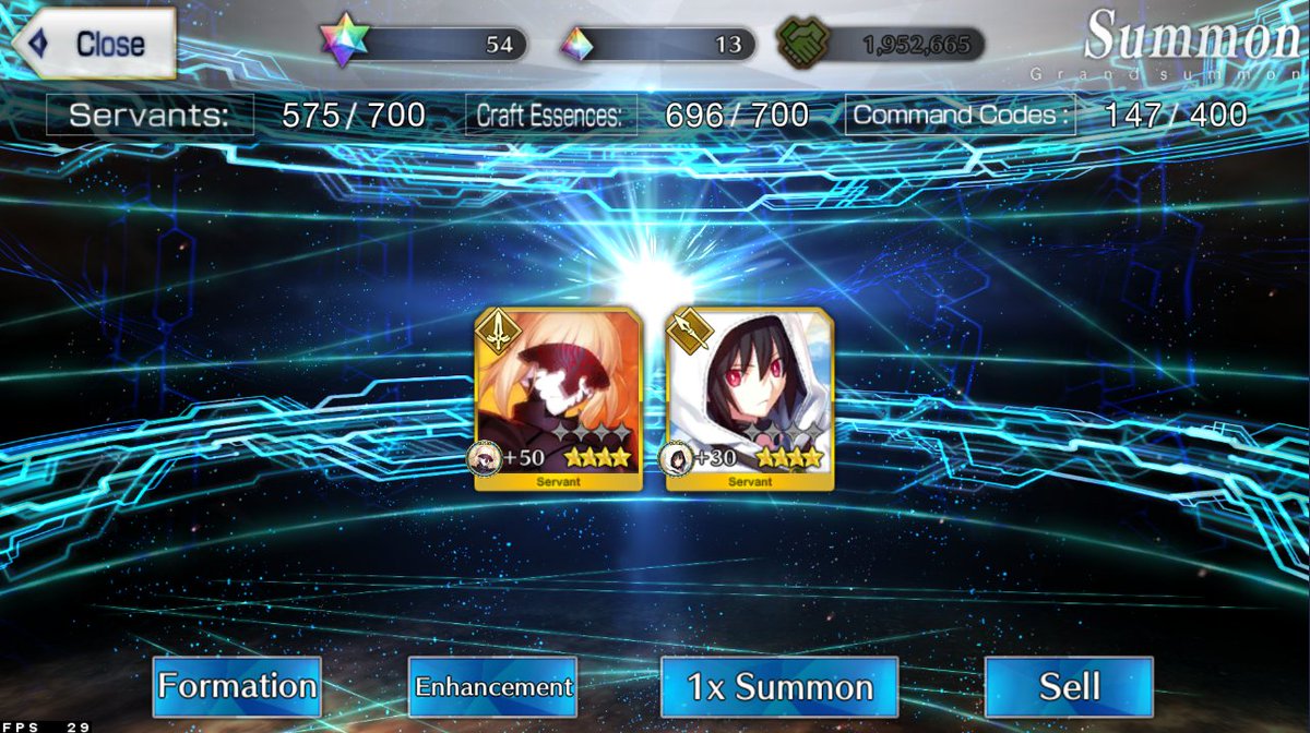 CChad23's tweet photo. Man, after needing 500+SQ for Space Ishtar, the games been pretty kind to me, Gil with just the single daily pull, and now double SRs on the blue button, finally NP2 Salter. #FateGOUSA https://t.co/eyYCpqVU7O