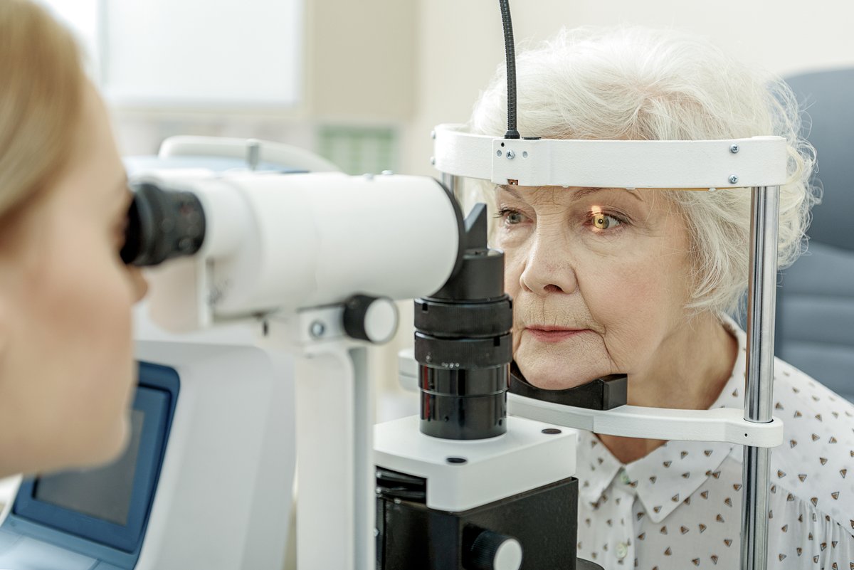 NatEyeInstitute's tweet image. Medicare can help pay for a dilated #EyeExam for people who have #diabetes or who are at higher risk for #glaucoma: nei.nih.gov/learn-about-ey… #EyeHealthEducation