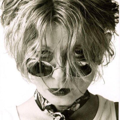 edithwarhol's tweet photo. #NewProfilePic https://t.co/fPgrYVRwr9
