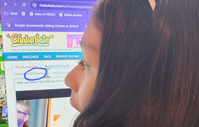 Just hit 555,555 followers! Live with Danna! https://t.co/BfwOwNSaKh