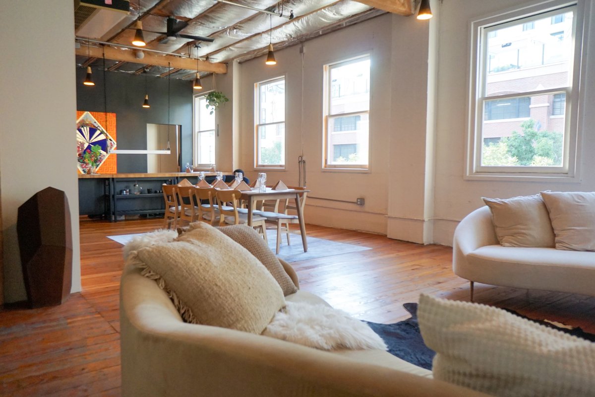 TheSpaceSD's tweet image. Looking for a unique venue to host your next event? Look no further! The Space SD even has a private chef 😉
#GaslampQuarter #SDEvents #UniqueVenue #events