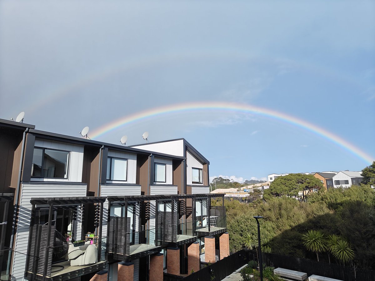 生活还是很美好  我还活着就是为了享以后的福