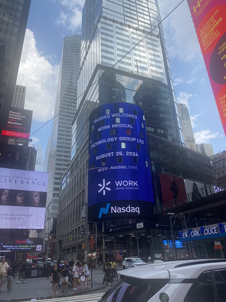 davidngtk's tweet photo. Bring @TrustKeysGlobal  to Times Square NY https://t.co/LiHNBTt6Ow