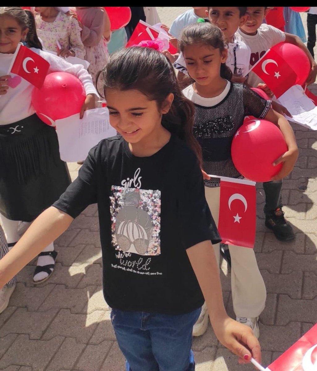 __eslemm_'s tweet photo. #NarinGüranNerdesin #NariniBulalım #NarinGüranNerde #NariniBulalım #NarinNerede https://t.co/dMsqmGDFNO