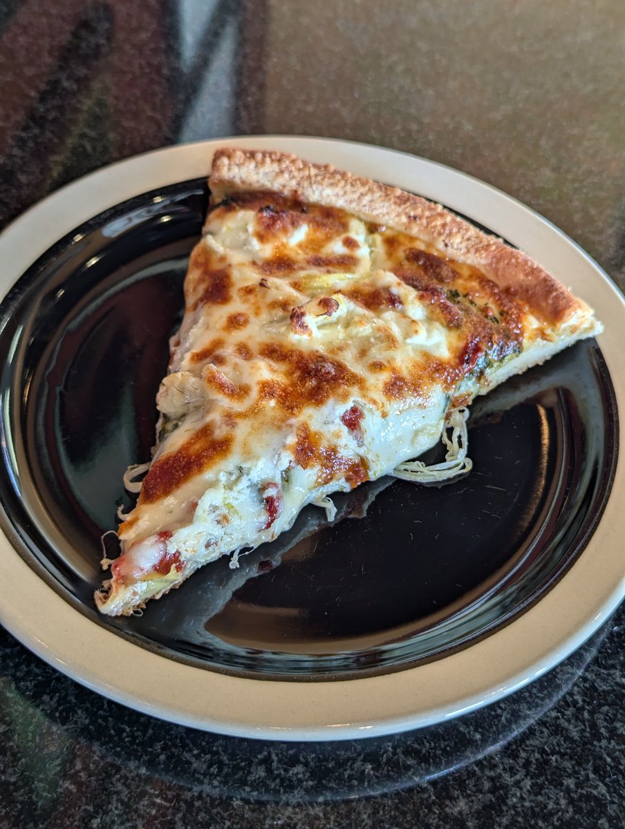 Welcome back students! Lunch time is a perfect time to grab a slice. This week's selection: 
Mon 08/26/24 - Beckon Desire 
Tue 08/27 - Deluxe 
Wed 28 - Cuban Black Bean 
Thu 29 - The Dillettante 
Fri 30 - Cheese Deluxe 
Also cheese, pepperoni, and sausage everyday. 11a.m. - 1 p.m