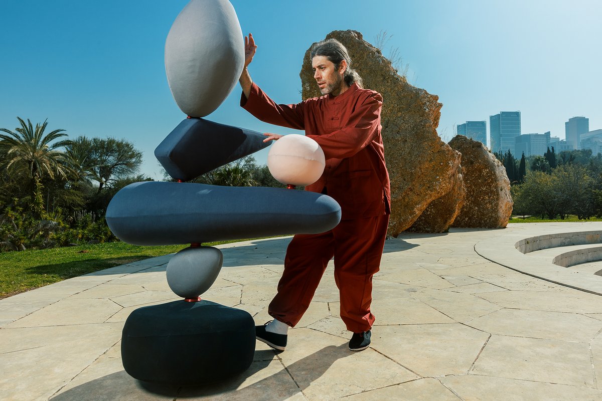 RonenGoldman's tweet photo. צבי שפירא, ממציא ומעצב מכשיר אימון טאי צ'י חדשני

@zvi shapiro With his innovative Tai Chi apparatus he invented and designed. https://t.co/srZFbgo2jB