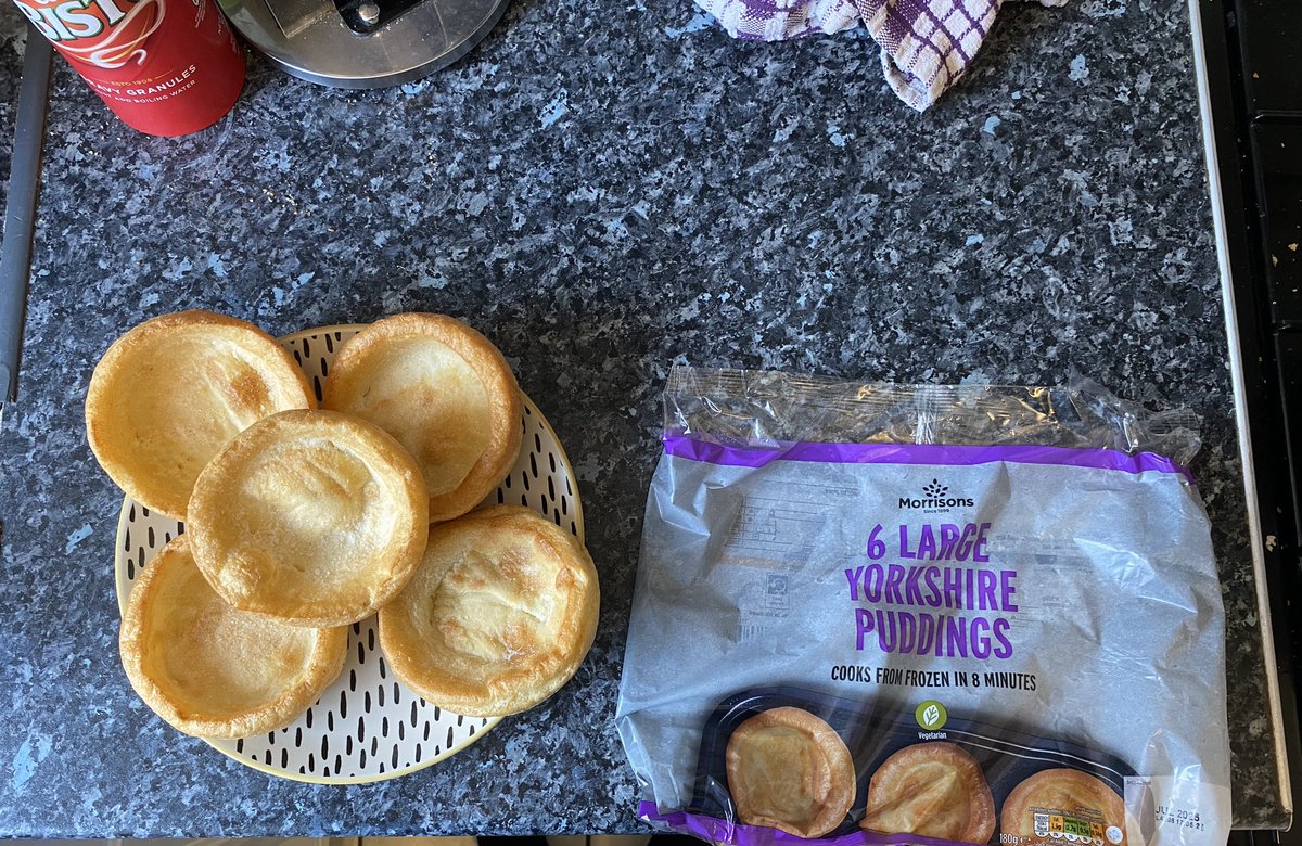 Monicab997's tweet photo. Absolutely distraught this bank holiday @Morrisons bought a 6 pack and only got 5. Now someone will go without a Yorkshire Pud this bank holiday Monday !! https://t.co/lsMEFOcH3w