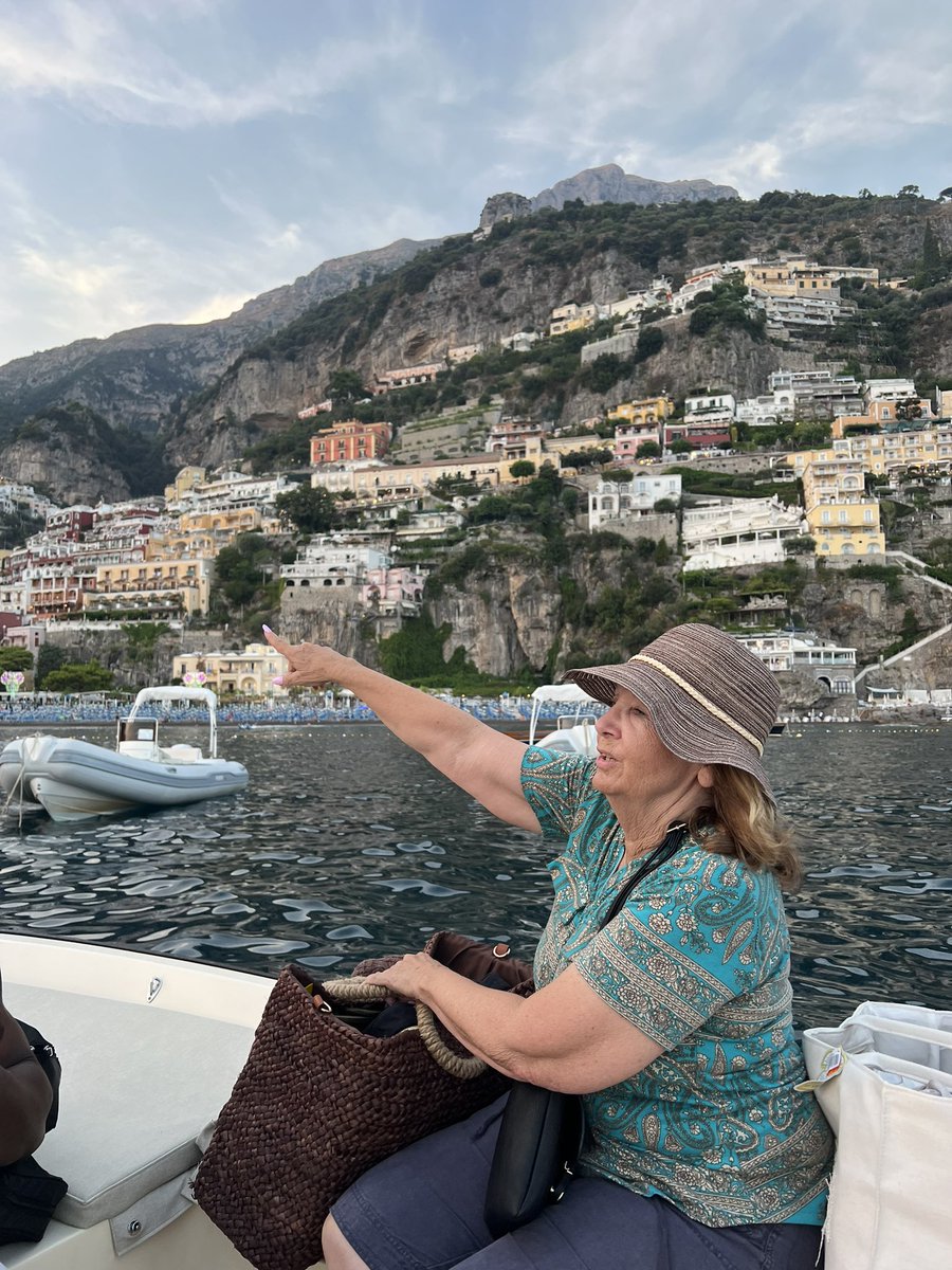 JeremyRenner's tweet photo. Sharing Italy 🇮🇹 … positano with this woman who has helped me back to health has become a wonderful celebration of love and life : shared with family and friends.   Step by step, we honor the beauty of each day !!   Thank you mama, I love you ❤️ #italy #positano https://t.co/yuQ1nIo2YM