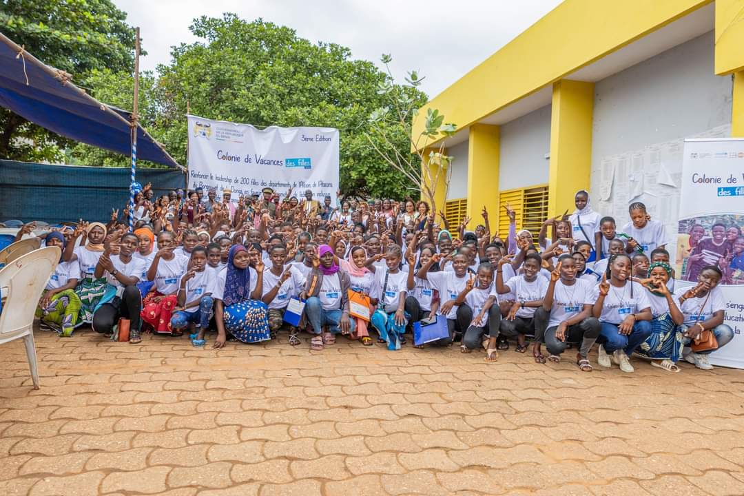 UNICEF_Benin's tweet photo. 🎉 C'est parti pour la Colonie de Vacances des Filles 2024 !
 
2️⃣0️⃣0️⃣ filles de l'Atacora, de l'Alibori, du Borgou, et de la Donga se rassemblent pour des activités autour de l'éducation inclusive et de l'égalité des genres, dans un climat de cohésion sociale et de paix. https://t.co/fN27RFBcBa