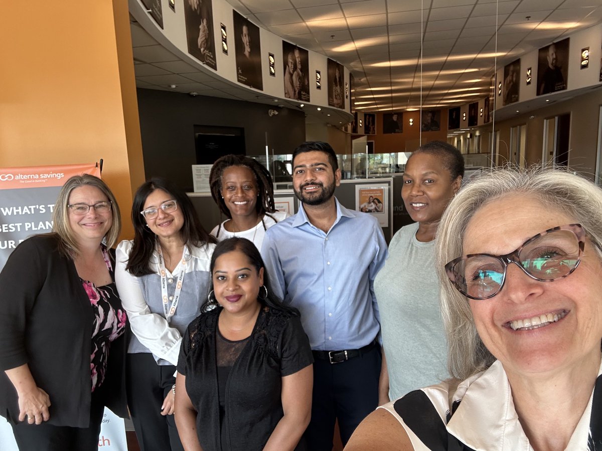 Frugina's tweet photo. Say hello to a few of the ⁦@alternasavings⁩ Scarborough team. Staying connected with our members with a keen interest in their financial wellbeing is what they are all about. #TheGoodInBanking https://t.co/21oKPM0AUE