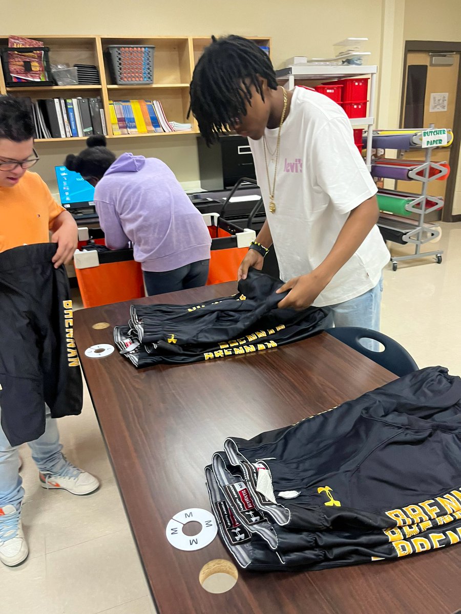 April Watanabe tweet media