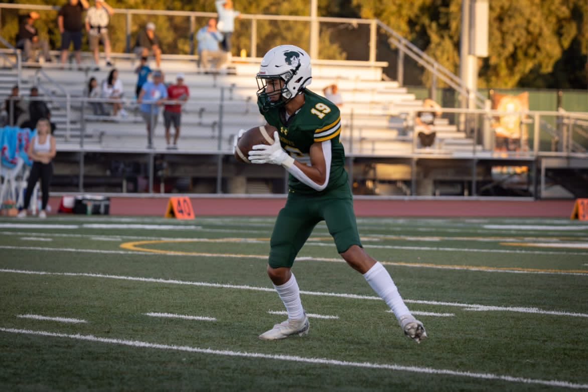 Class of 2025 Livermore receiver is putting it all on the line in his senior year. 

With one more high school run, Diego Valverde is gearing up to have a big season. 

Story: westcoastpreps.com/make-it-count-…