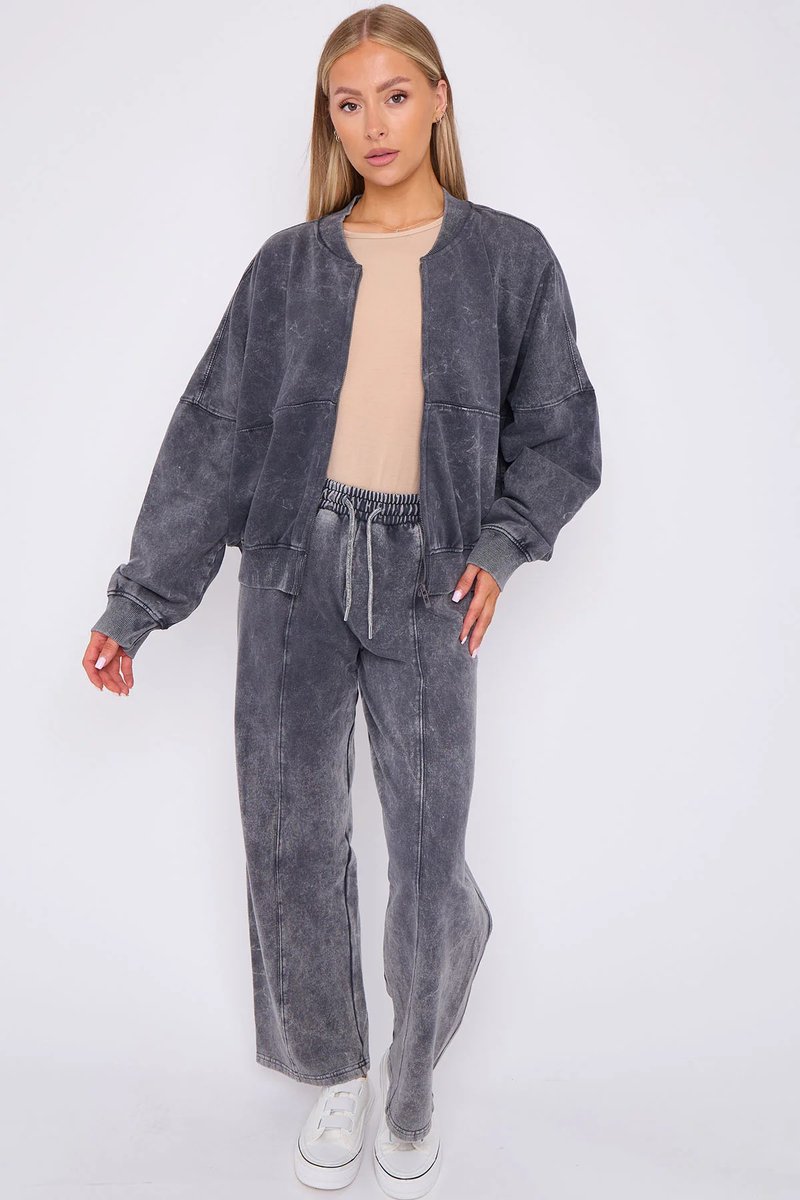 StylewiseDirect's tweet image. New In Loungewear🥰