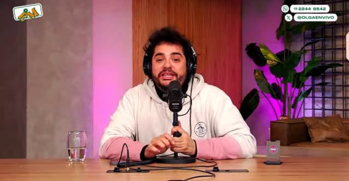 VIVO📉 STREAMING📲
#CuandoEricConocioAMilton #OLGA 49.5k⬆️
#NadaQueNoSepamos #LuzuTV 46.1k⬆️
#AngelResponde #BondiLive 22.6k🔥
#TodoPasa #UrbanaPlay 15.3k⬇️
#RUMIS #LaCasa 15k
#IndustriaNacional #Gelatina 12.8k
#CEF 8.9k⬆️
#VerdadesAfiladas #ElDestape 3.9k⚠️
#LasLorenzas #DGO