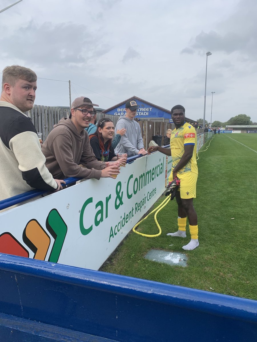 1st game watching ⁦<a href="/vmfc_/">Vauxhall Motors FC</a>⁩ well done to Vita an team 6.3 win against ⁦<a href="/Bootle_FC/">Bootle Football Club</a>⁩